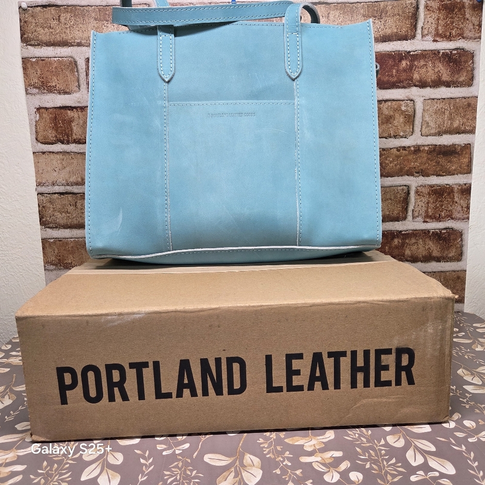 Portland Leather Large Lola E/W East West Happy Teal UNICORN